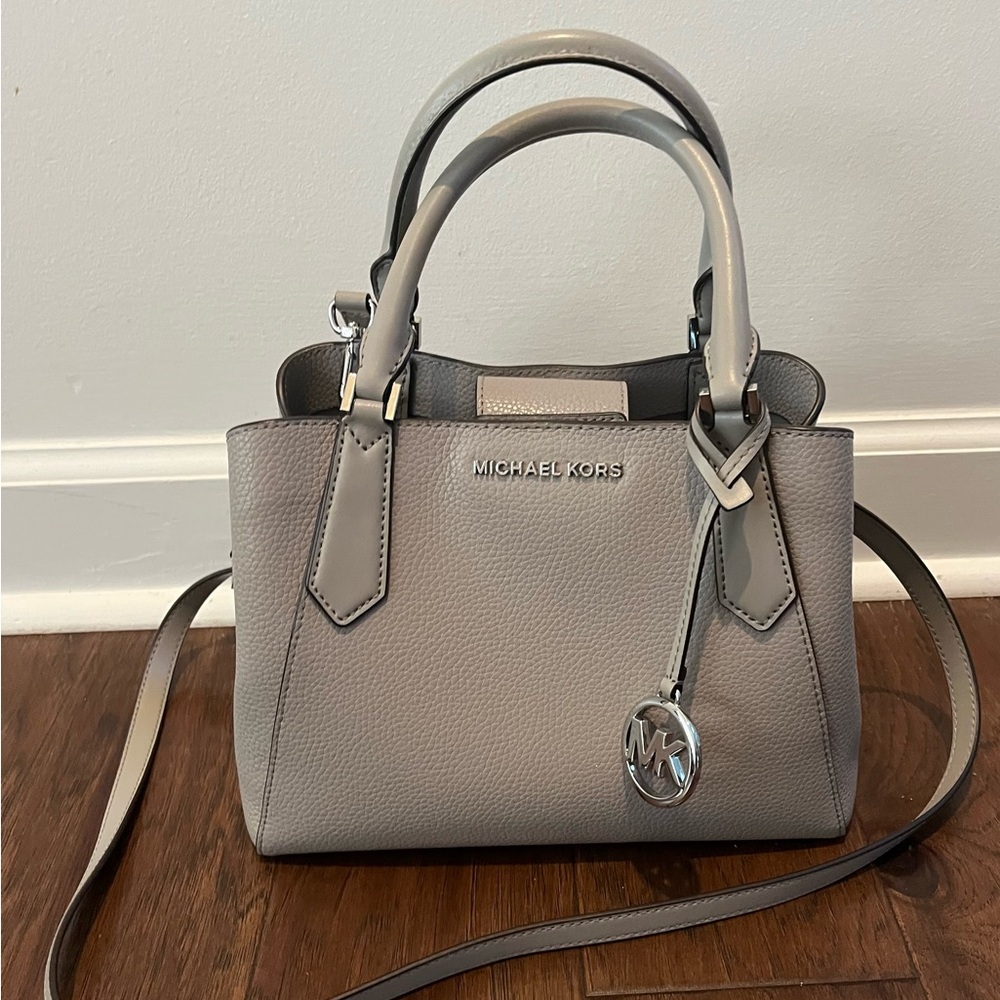 Michael Kors Medium Bag in Gray Leather